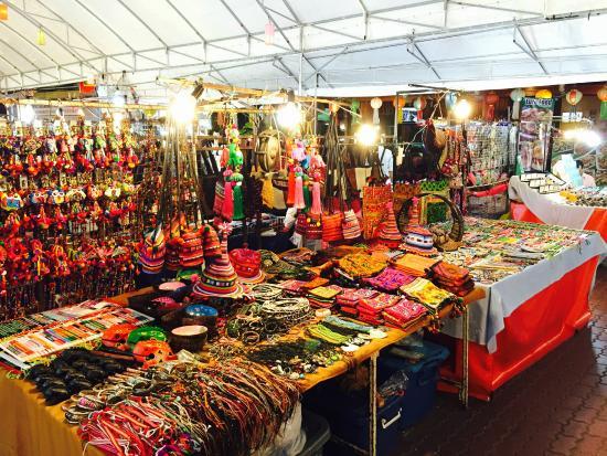 Mercato Anusarn